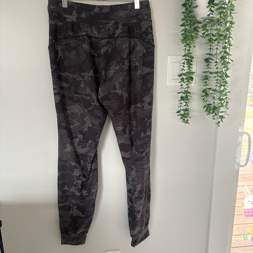 Lululemon Ready to Rulu HR Jogger Heritage 365 Camo Deep Coal Multi 6 - Picture 5 of 9